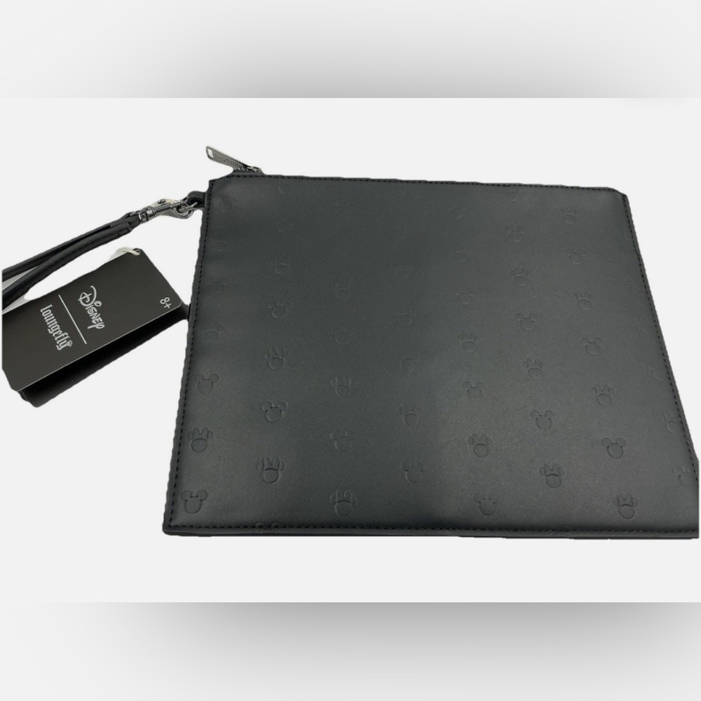 Loungefly Disney Mickey & Minnie
Silhouette Allover Embossed Wristlet
Pouch NWT - Picture 5 of 8